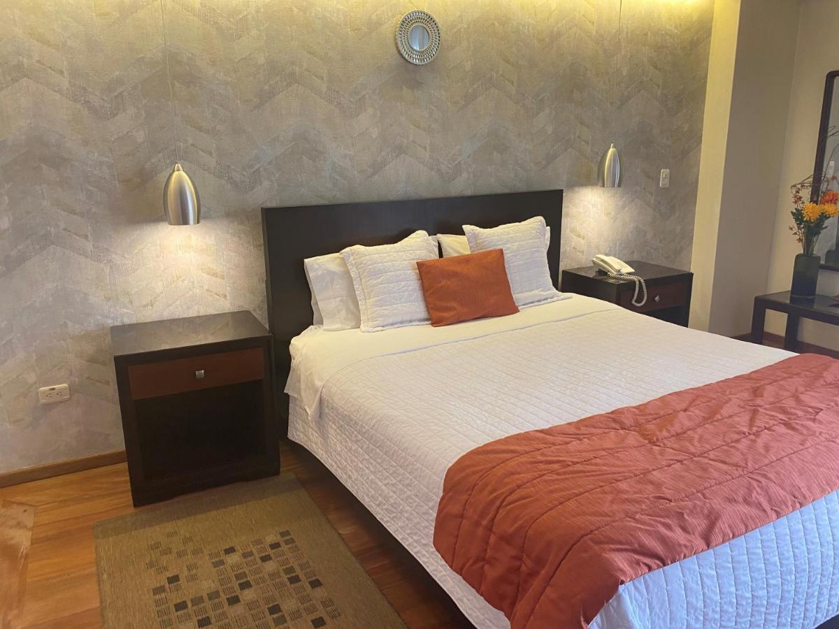 קיטו Suites Metropoli מראה חיצוני תמונה