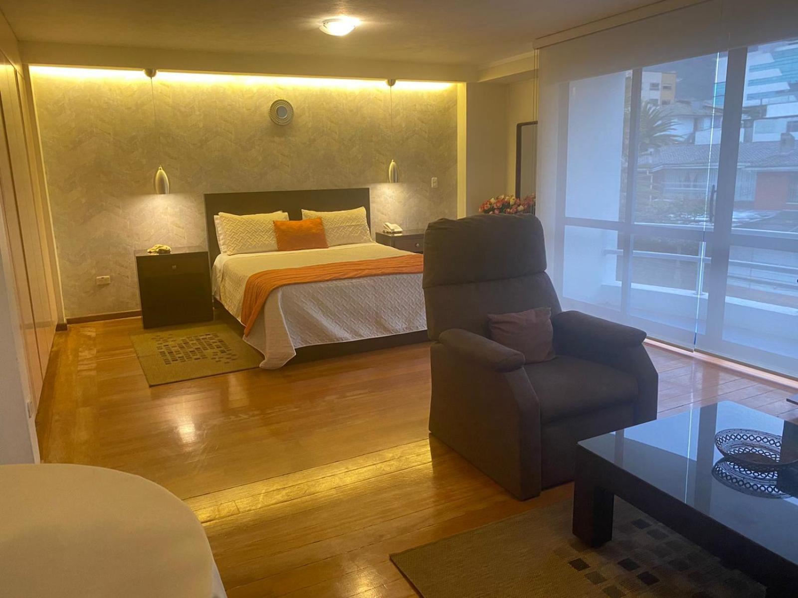 קיטו Suites Metropoli מראה חיצוני תמונה