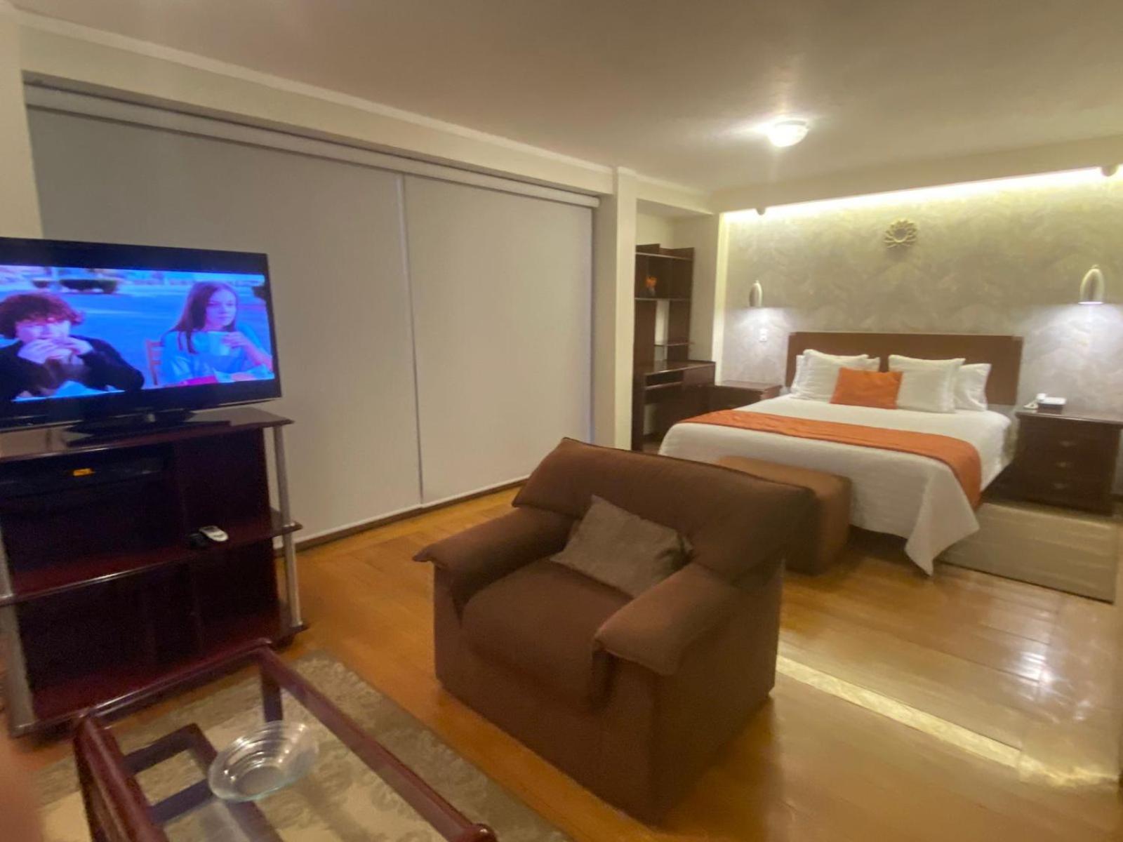 קיטו Suites Metropoli מראה חיצוני תמונה