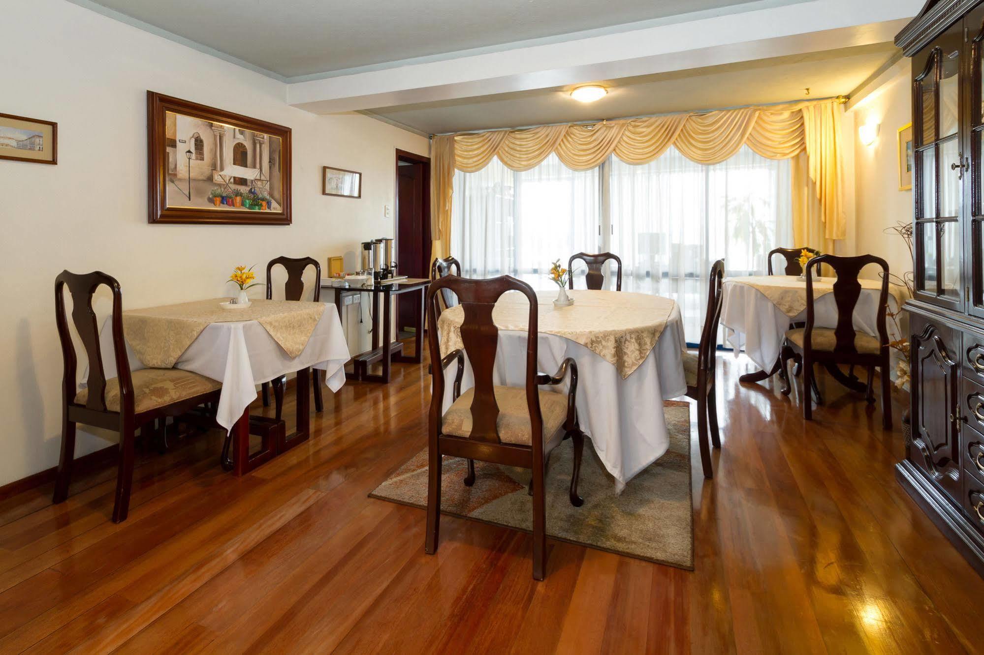 קיטו Suites Metropoli מראה חיצוני תמונה