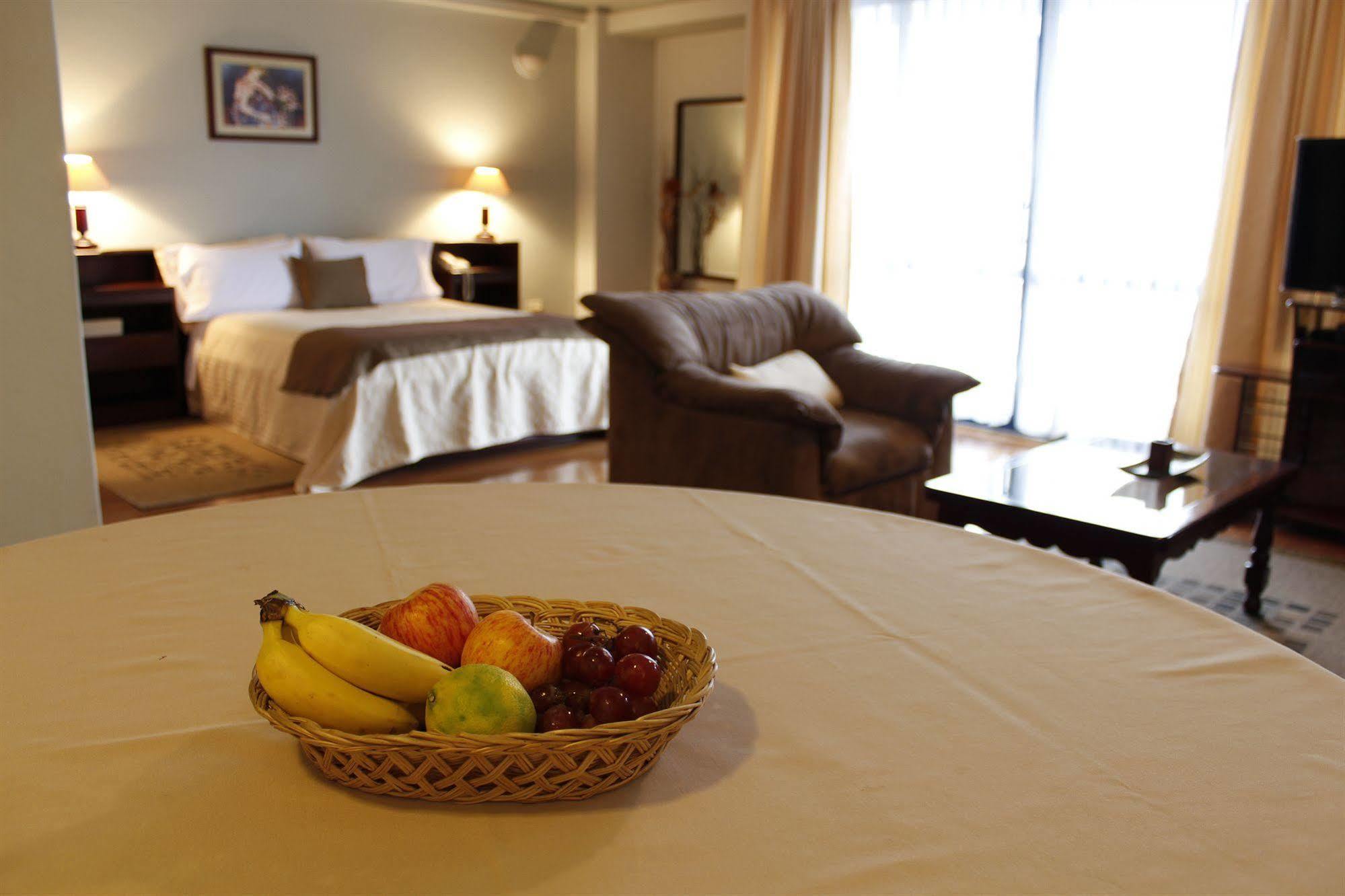קיטו Suites Metropoli מראה חיצוני תמונה